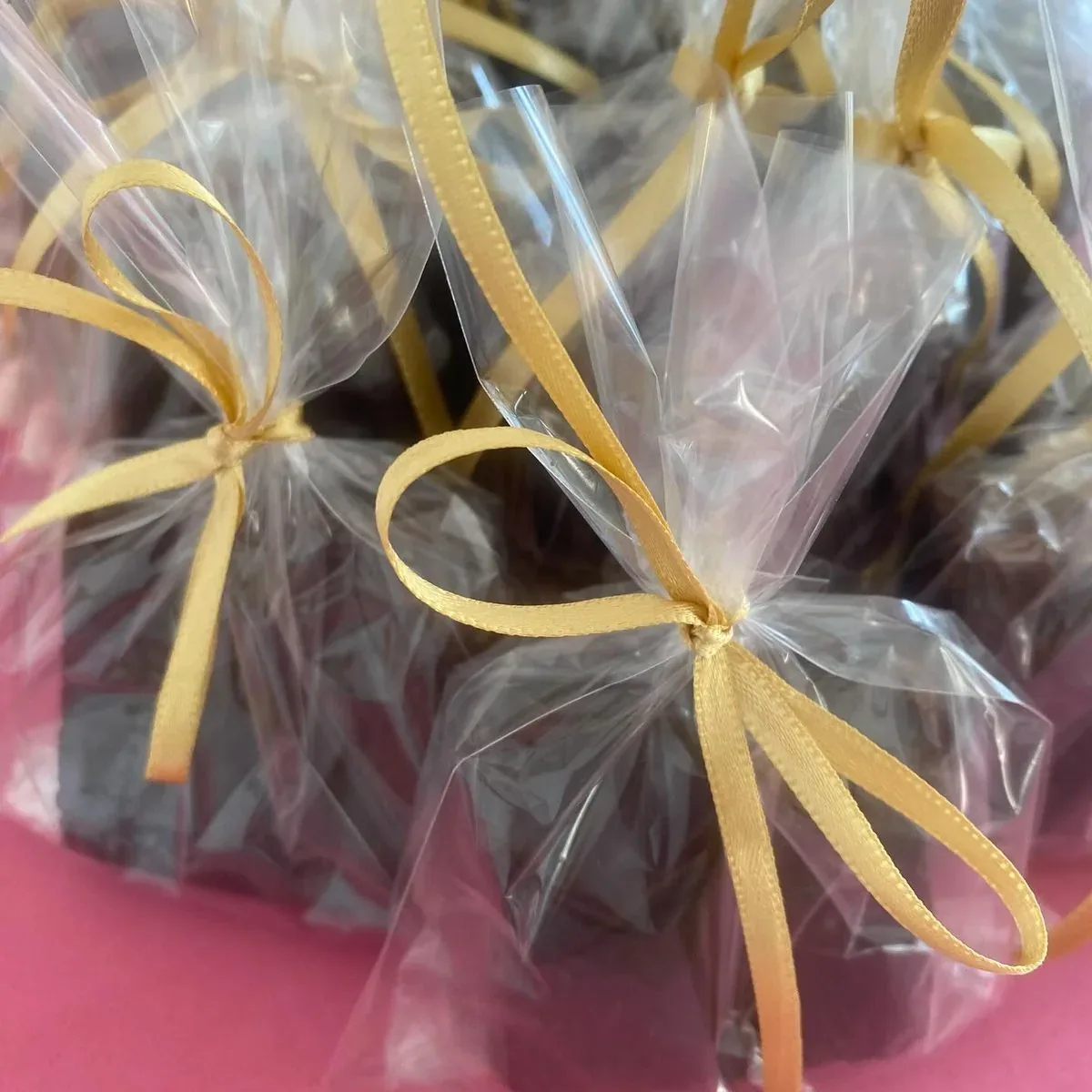 Doces personalizados produzidos pela Confeitaria da Gis